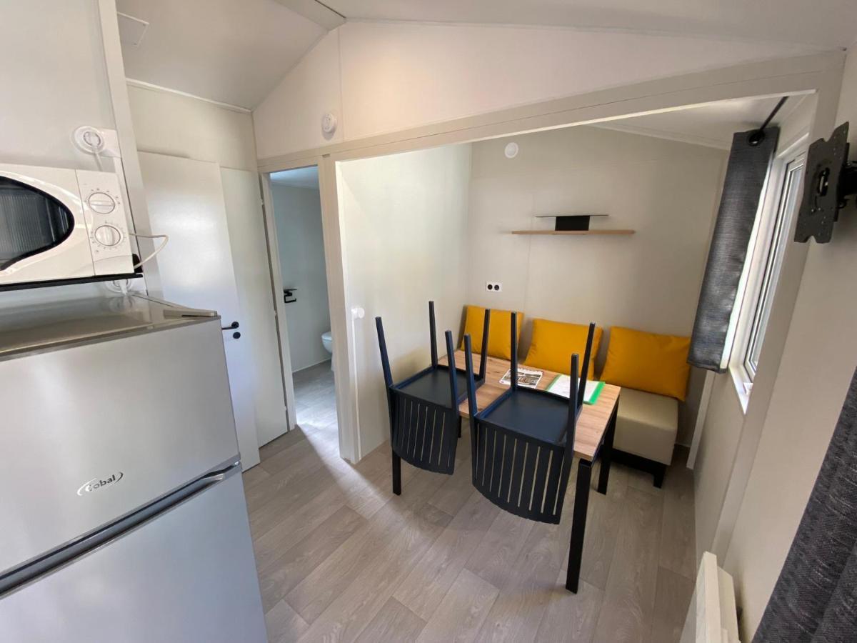 Camping Le Repos แซ็งต์-ปาเลส์-ซูร์-แมร์ ภายนอก รูปภาพ