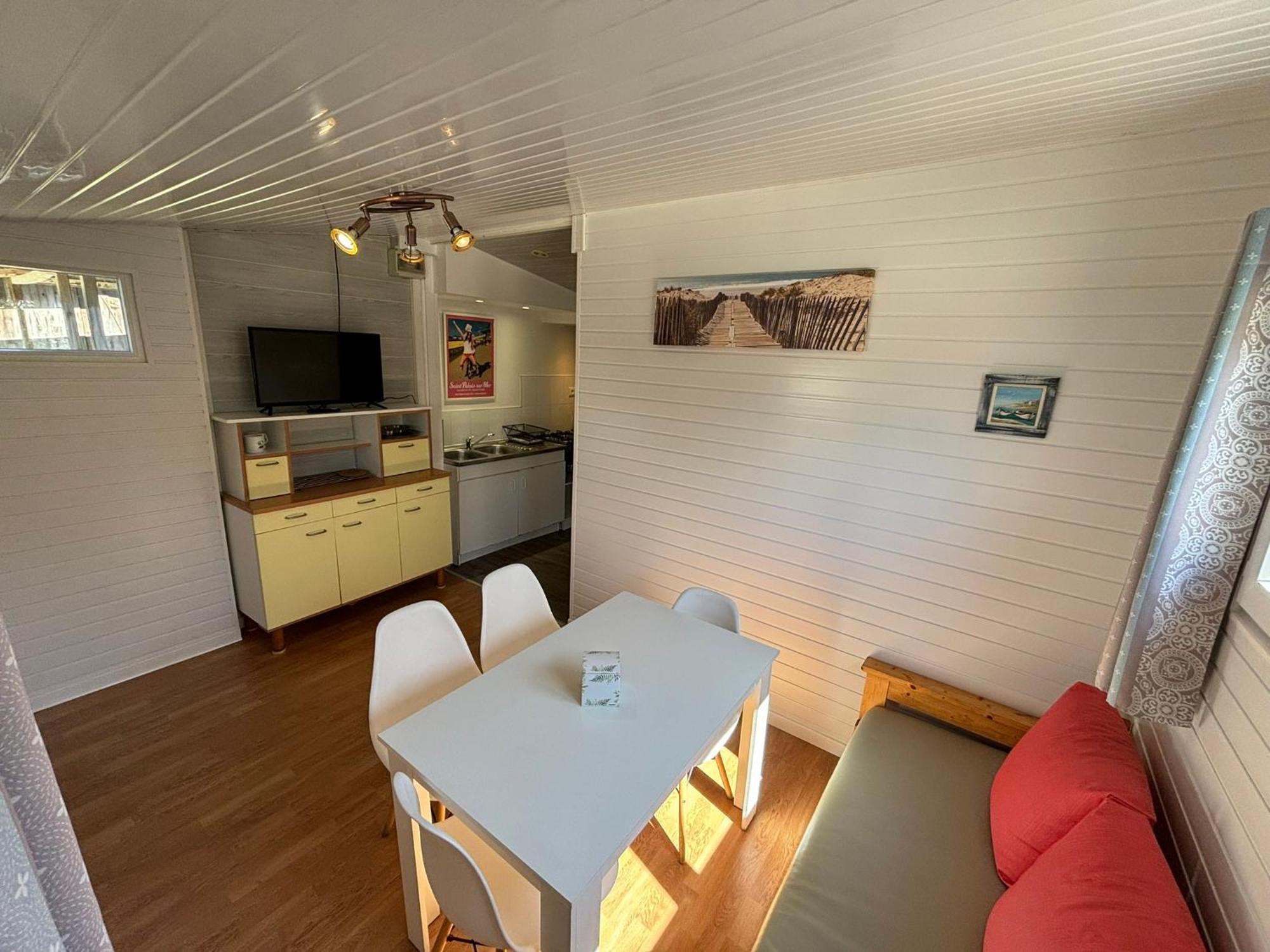 Camping Le Repos แซ็งต์-ปาเลส์-ซูร์-แมร์ ภายนอก รูปภาพ